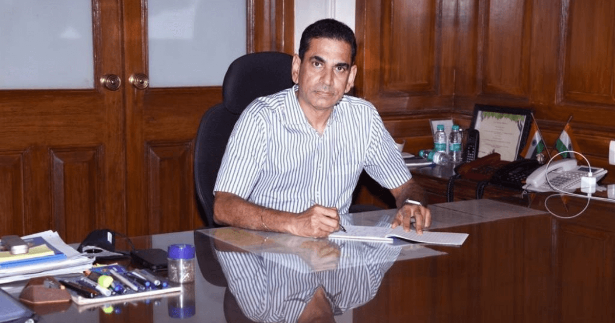 IAS officer Iqbal Chahal, BMC chief & Mumbai’s Covid hero